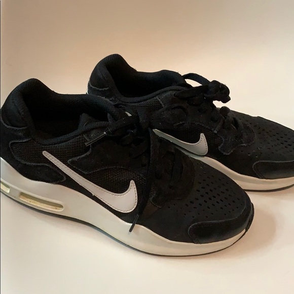 Nike Air Max - Picture 1 of 6